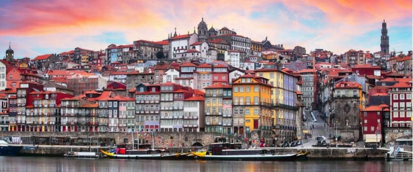 Porto, known as “Capital of the North”, is one of the oldest cities in Portugal!