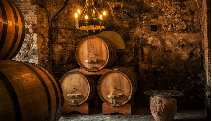 Contacte-nos para conhecer as Caves Ferreira, em Vila Nova de Gaia, e delicie-se com uma maravilhosa prova de vinhos.