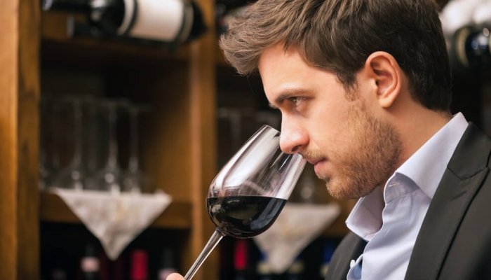 ¡Una cata de vinos de éxito debe incluir siempre un viaje por los 5 sentidos¡