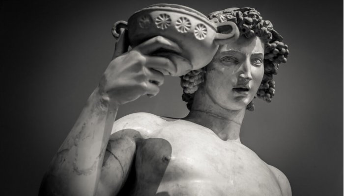 Dios DionÃsio, el dios del vino en la mitologÃa griega.